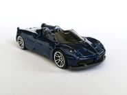 Huyra Roadster Blue 17