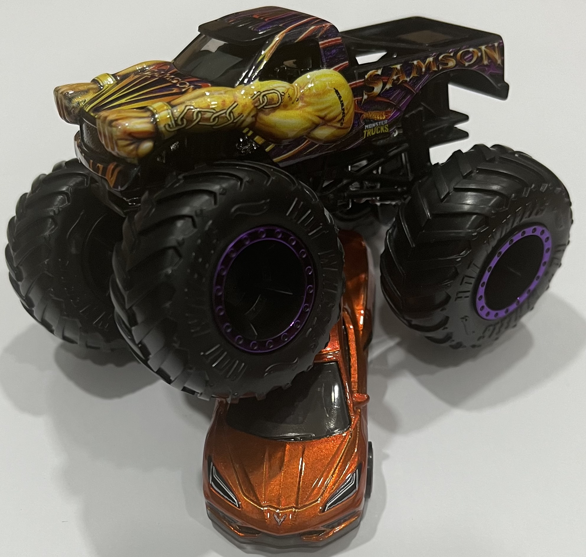 Bone Shaker, Monster Trucks Wiki