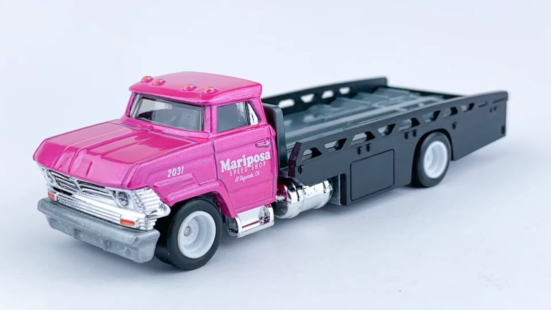Hot wheels team transport hauler 2025
