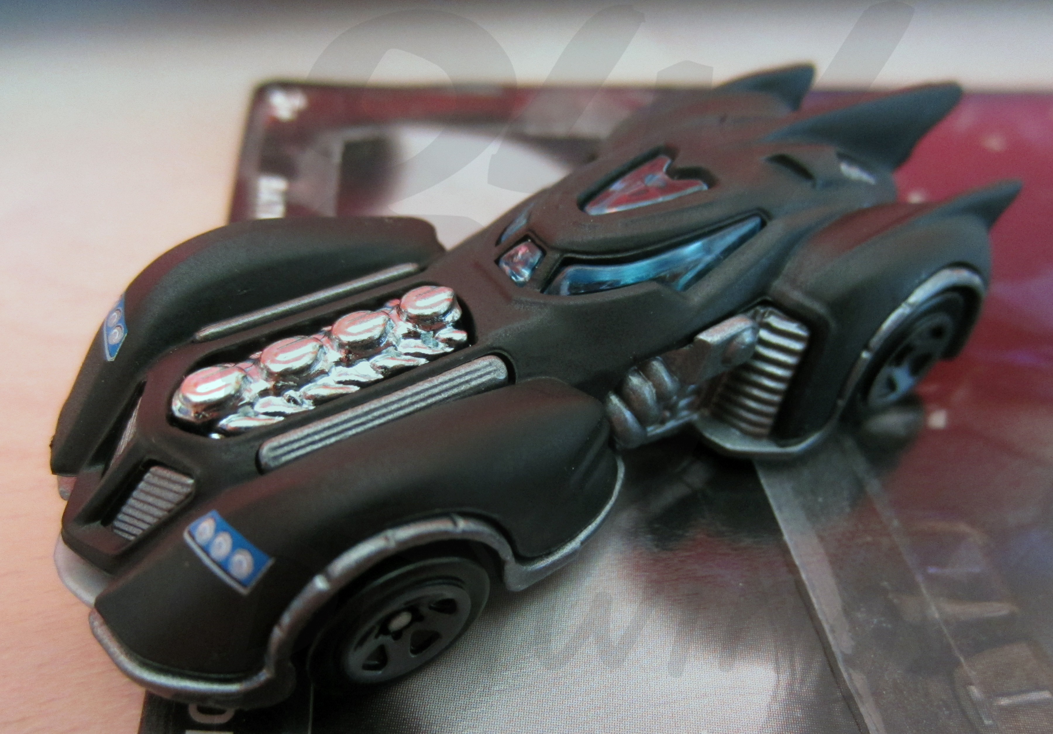 Carro Hot Wheels Batman: Arkhan Asylium Batmobile Hcw63 P