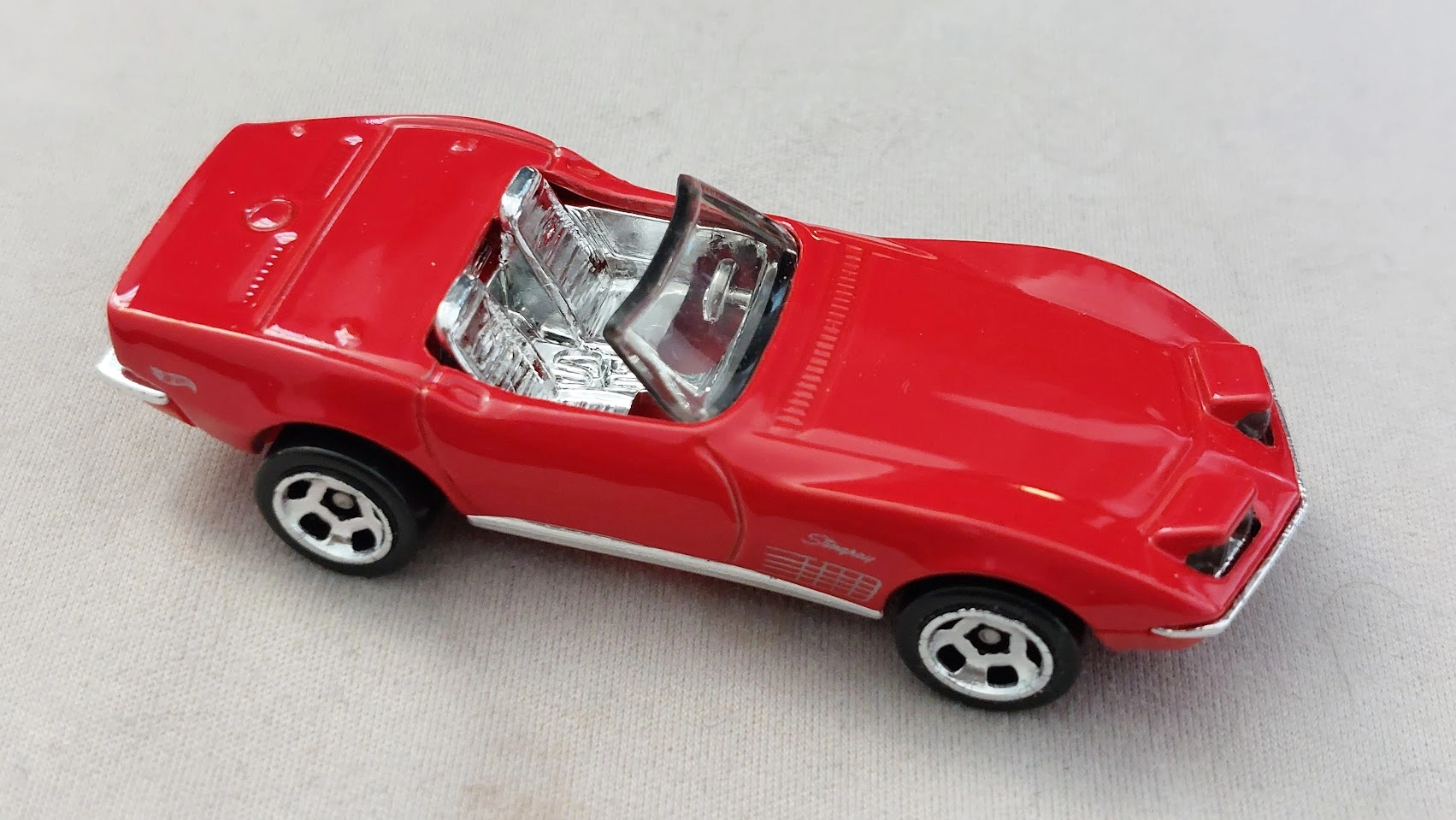 2024 '72 Stingray Convertible (Mille Miglia Red)