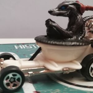 hot wheels hot seat