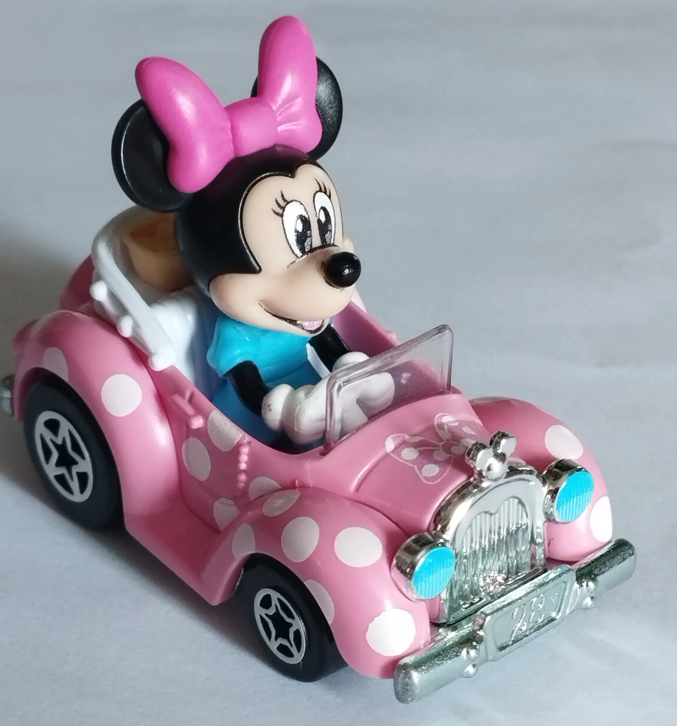 2025 Minnie Mouse (RacerVerse) (Pink)