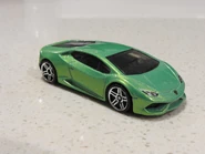 2015 HW Garage Green