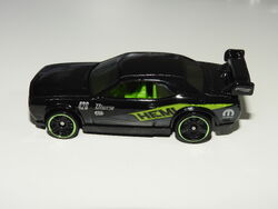 Hot Wheels - Dodge Challenger Drift Car - Coleção Nightburnerz