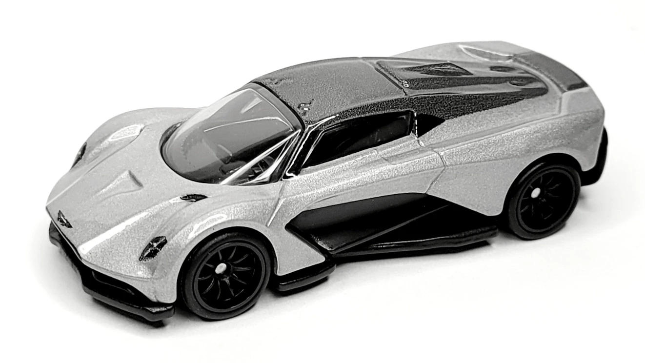 Aston Martin Valhalla Concept