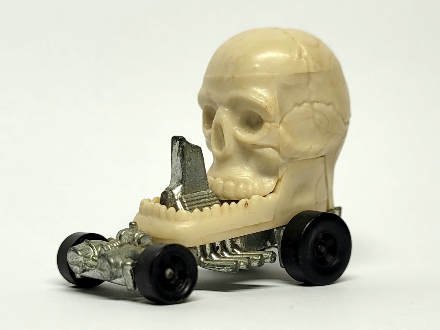 OMG! Someone made the Hot Wheels Skull Zowie!!!