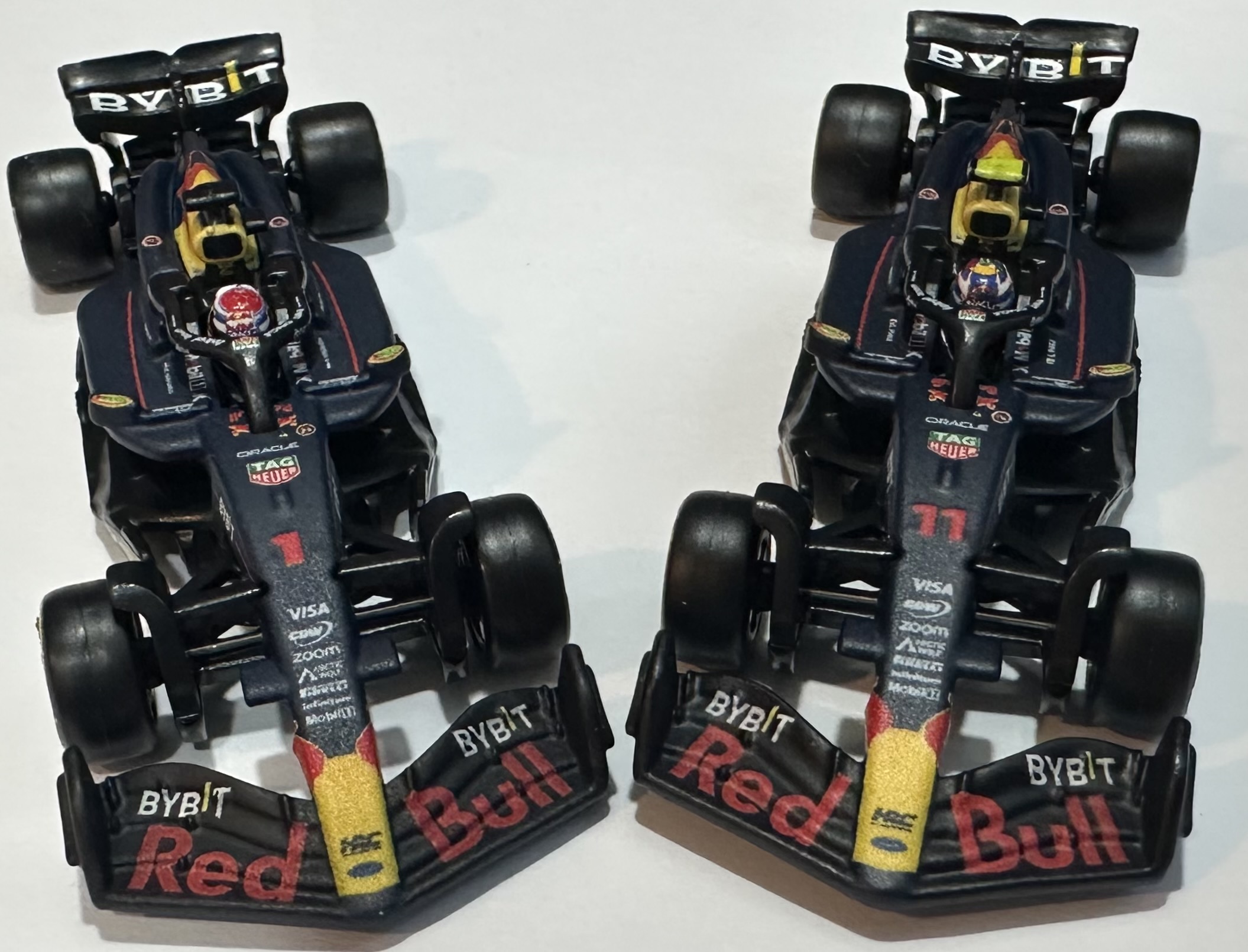 ホットウィール F1 Red Bull RB20 (#1) Hot Wheels 1:64 Premium F1 Red Bull RB20 #1 Max Verstappen