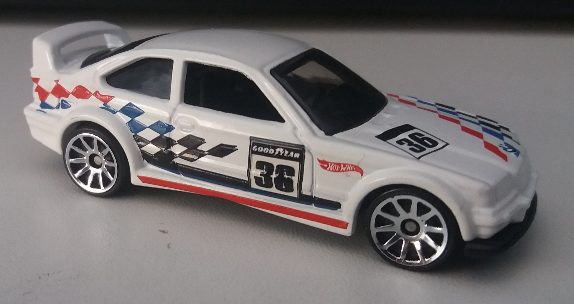 Hot Wheels BMW E36 M3 Race 6/8, blanco