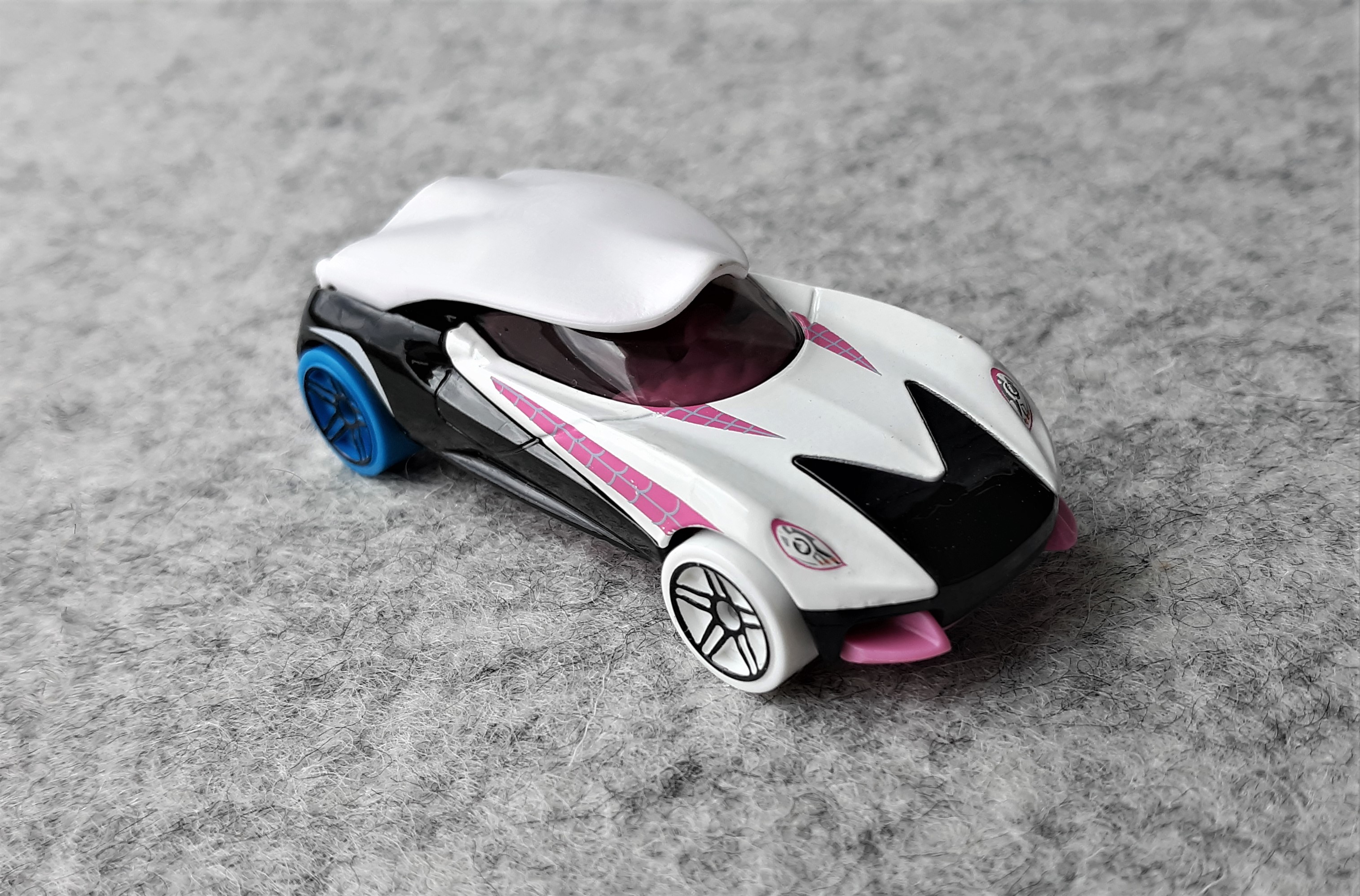Spider gwen hot wheels cheap
