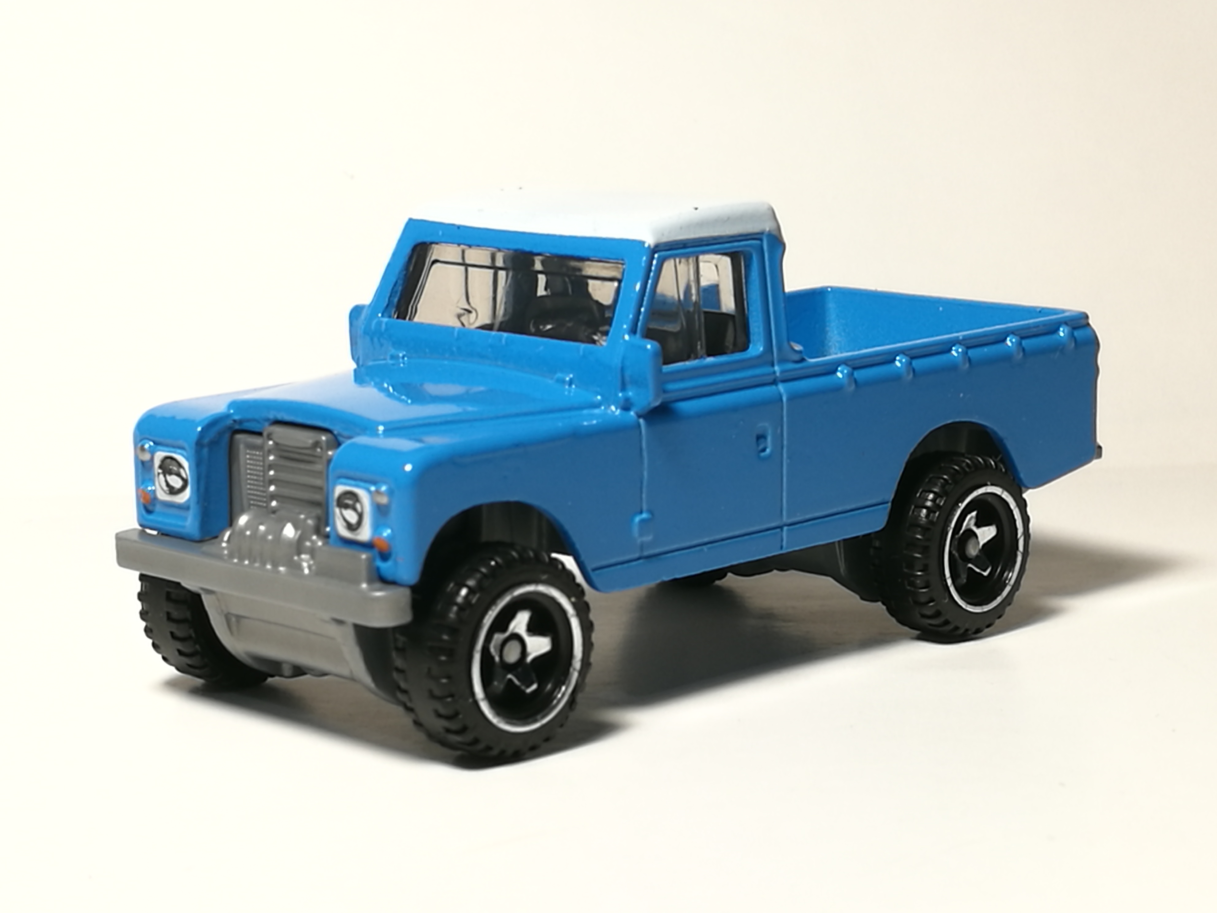 Hot wheels land rover series hot sale 3 pickup