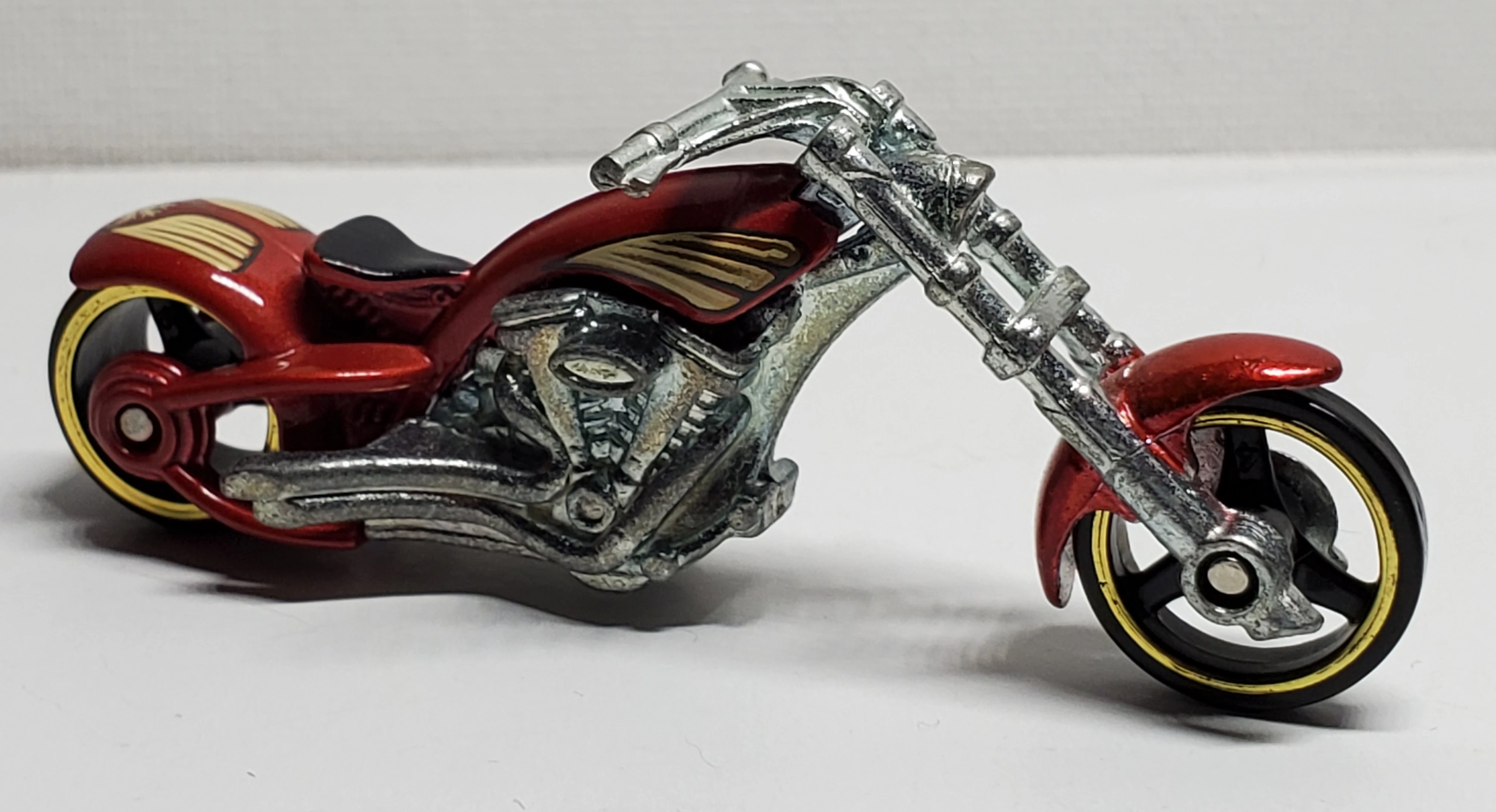 ミニカー Hot Wheels OGC Splitback 2008 Hot Wheels 2009 New Models Red OCC Splitback Motorcycle 1:64