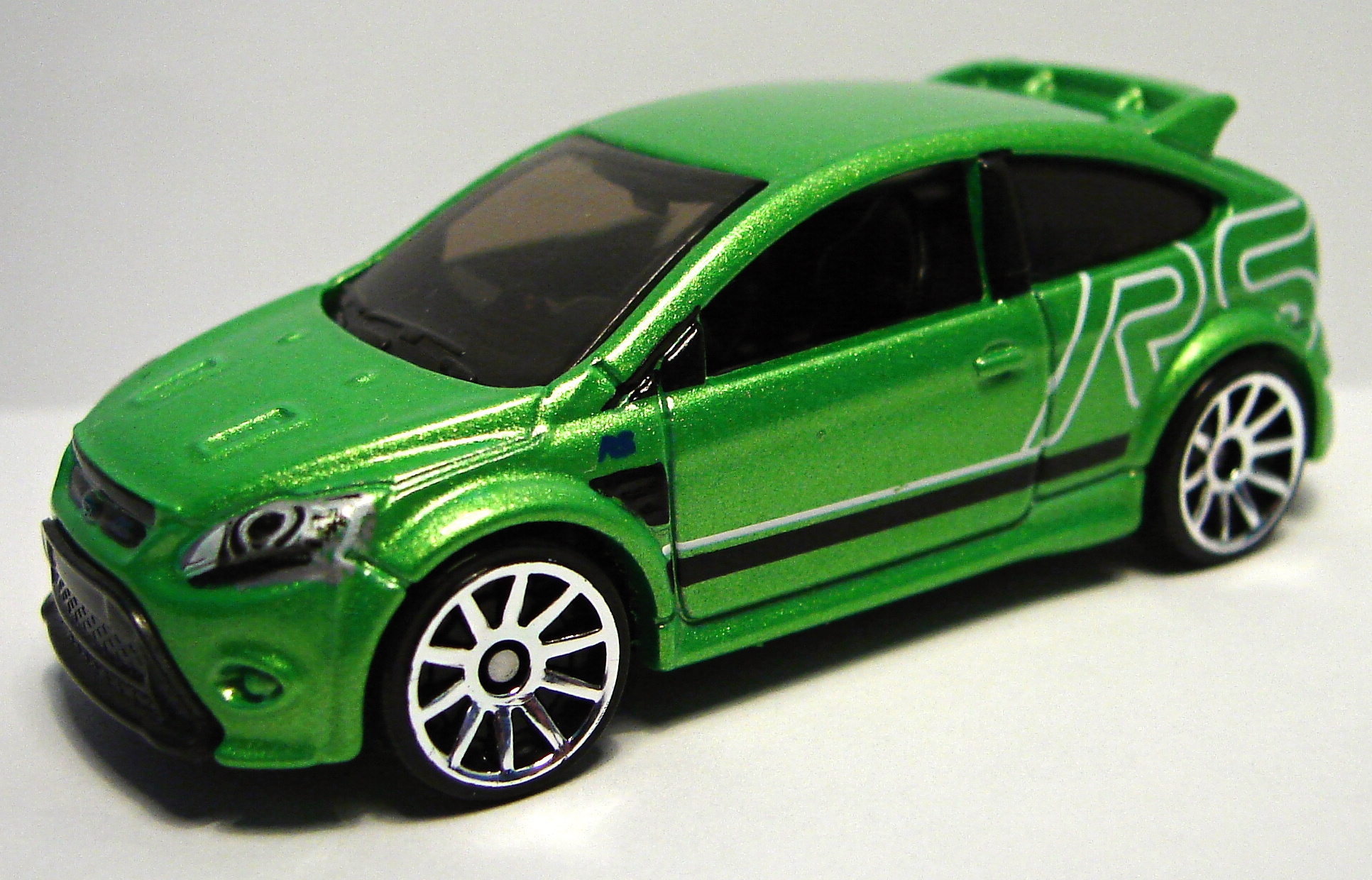 Hot wheels ford focus rs 
