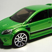 hot wheels ford focus rs green
