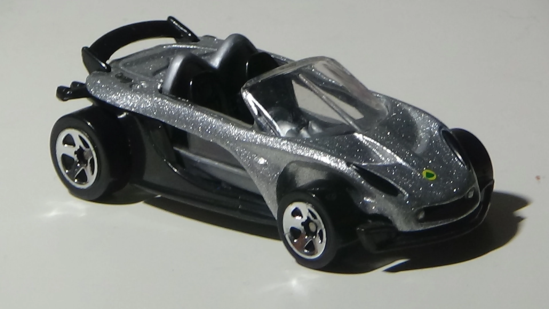 2000 Lotus Elise 340R (Metallic Silver)