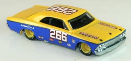 2012-HWR-Stockcar-66Chevelle-YellowBlue