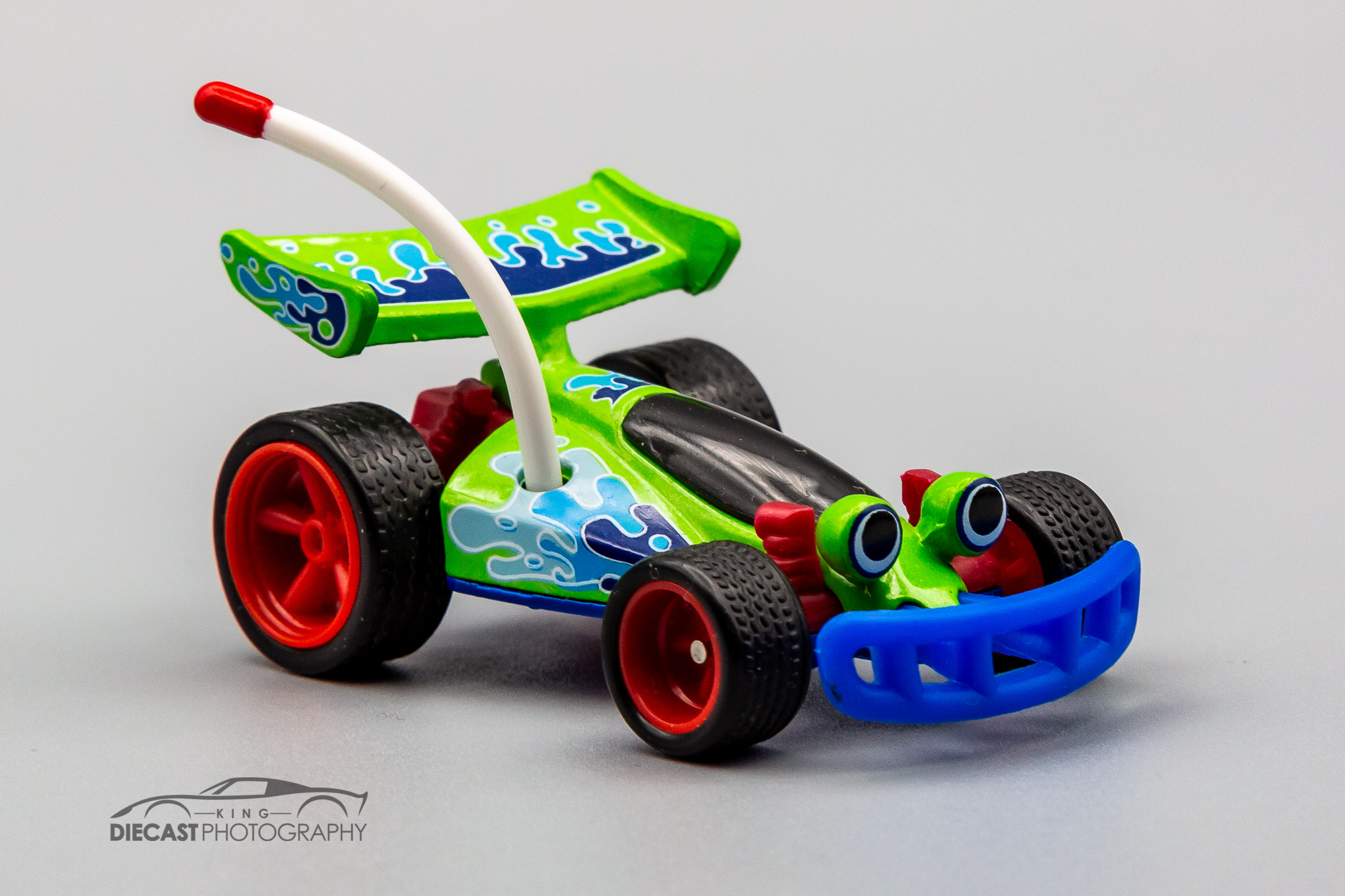 HOT WHEELS - RC CAR - HISTOIRE DE JOUET