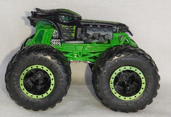 Ratical racer top monster truck