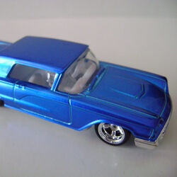 Hot wheels 1977 thunderbird top