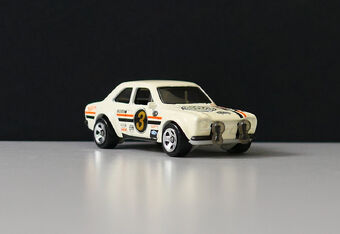 70 ford escort rs1600 hot wheels treasure hunt