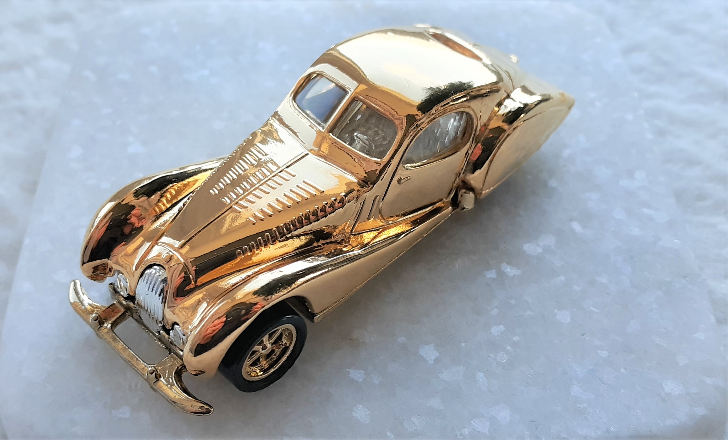 Hot wheels 24k gold classics outlet