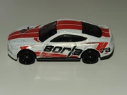 2018 HW Speed Graphics - White