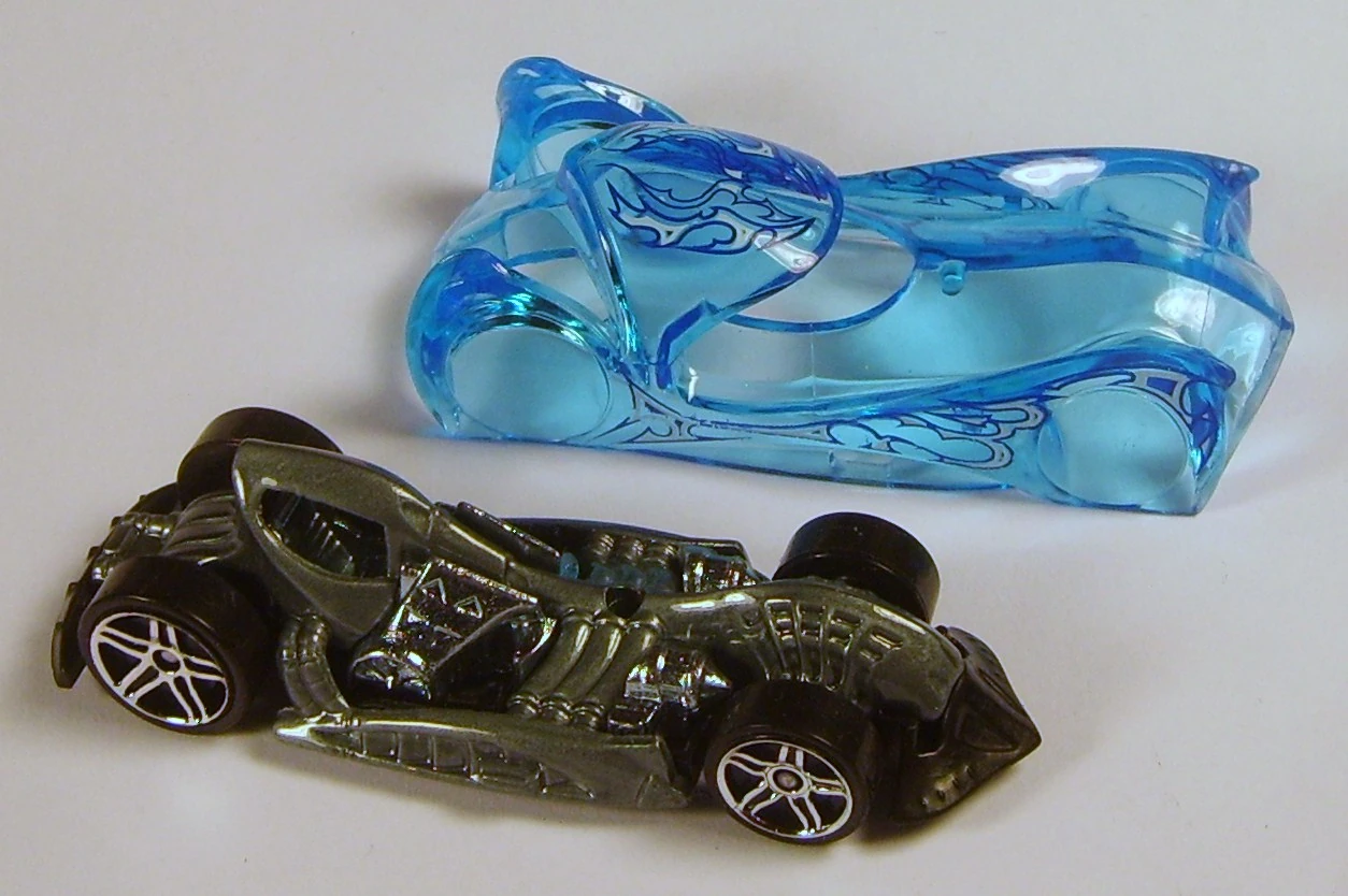 Cloak And Dagger 87 B22 2020 Hot Wheels Case D Green Customers Save 60 