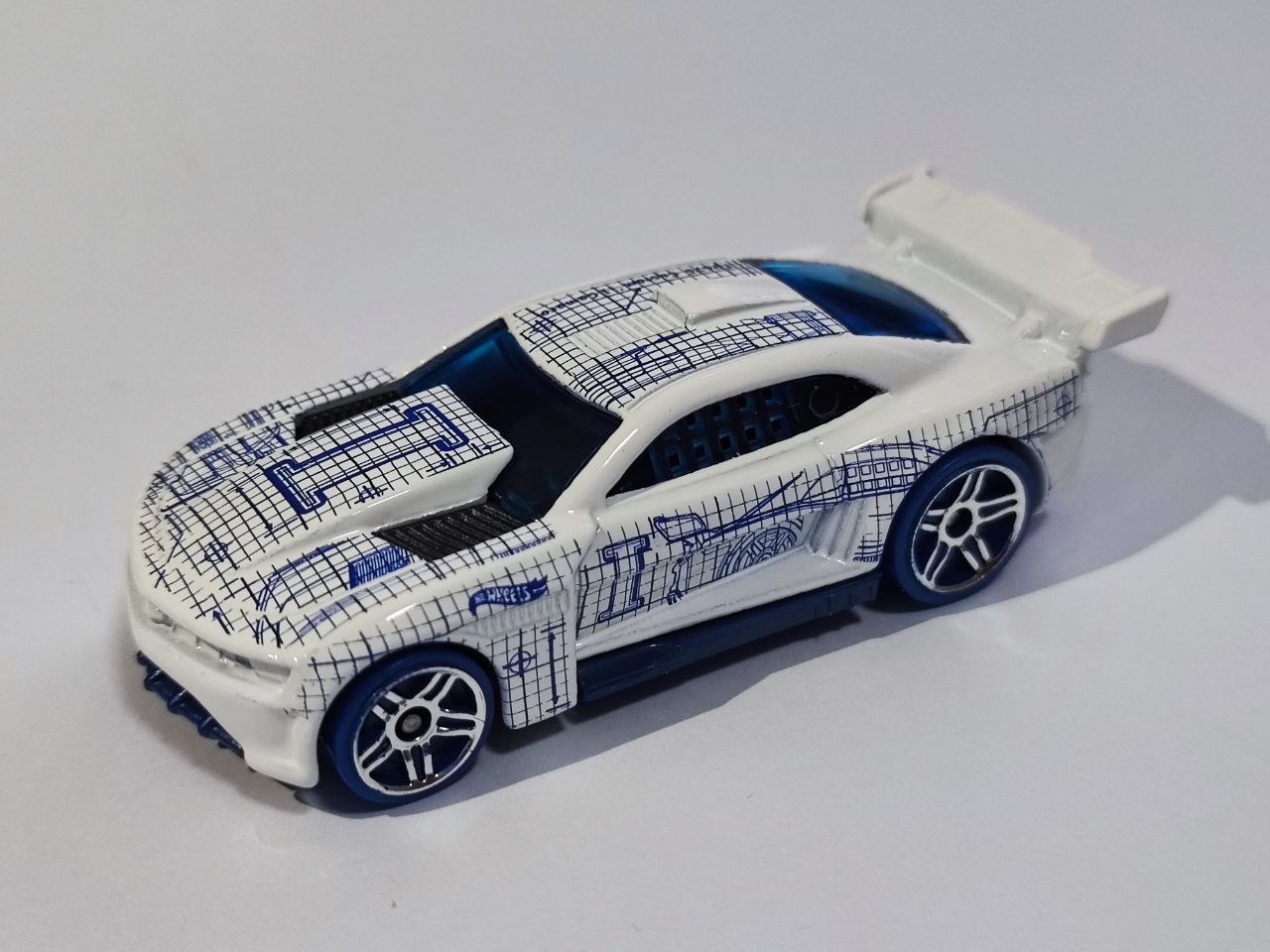 Hot Wheels 2023 - Collector # 036/250 - HW Art Cars 04/10 - Custom