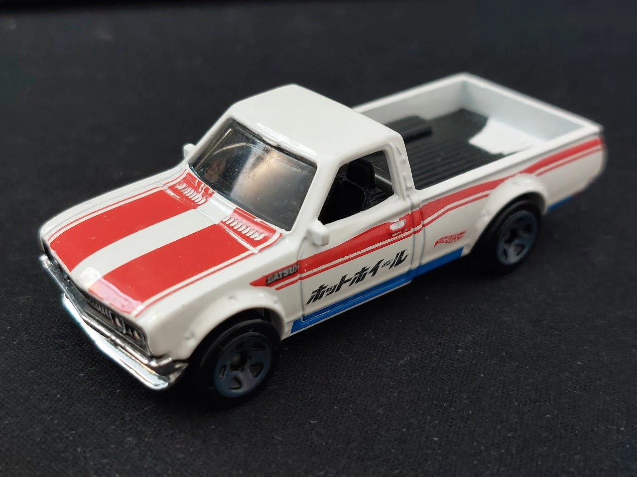 2016 Datsun 620 (White)