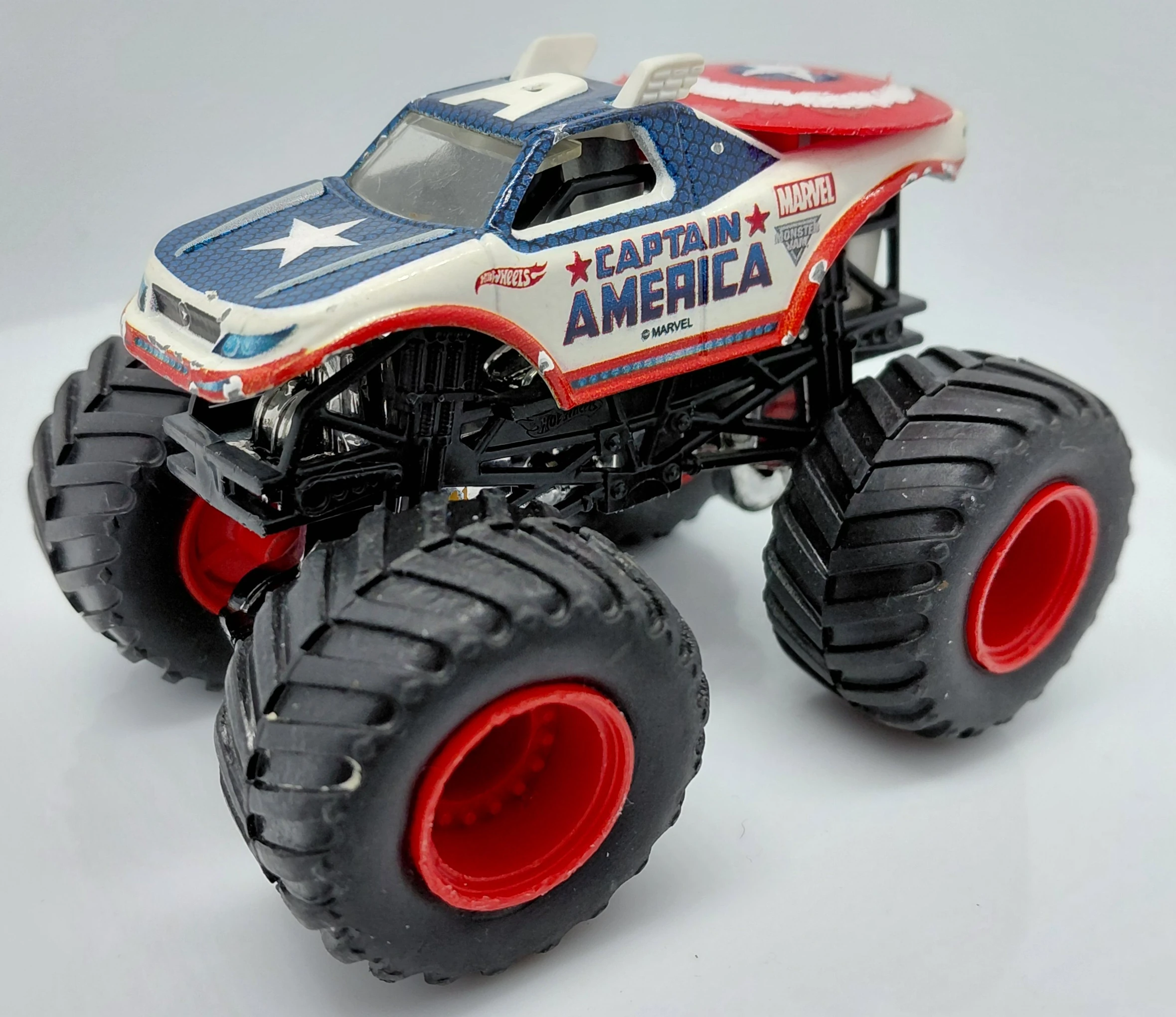 2013 Captain America (Monster Jam)