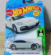 2019 Hot Wheels Porsche Panamera Turbo S