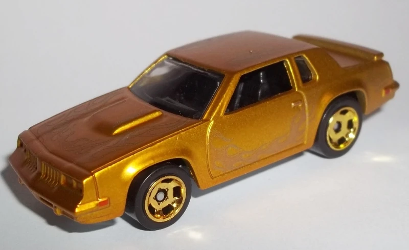 2014 '84 Hurst Olds (Spectrafrost Gold)