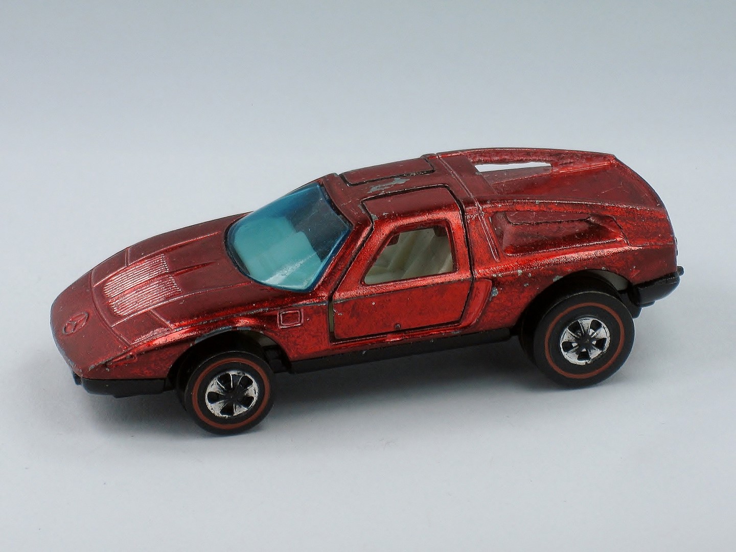 Hot Wheels Vintage Redline Red Enamel Mercedes-Benz C-111 – The Toys Time  Forgot