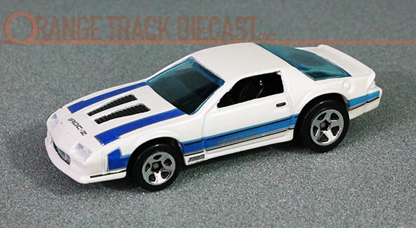 2016 '85 Chevrolet Camaro IROC-Z (Metalflake White)