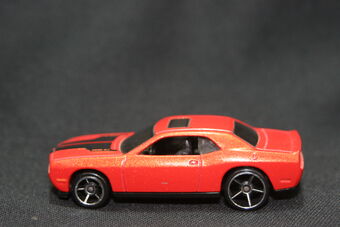 dodge challenger srt8 hot wheels