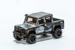 Hot wheels land rover defender double cab cheap
