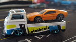 VW-1968-T2 Flatbed Pickup & Ferrari-1975-GTB (1)