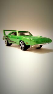 Hot Wheels Daytona Charger front right quarter