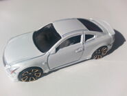 '10 Infiniti G37 side view