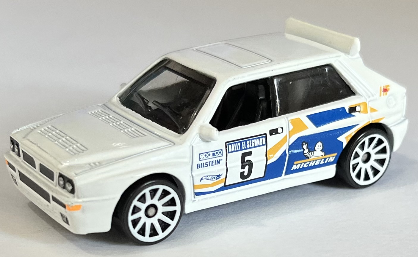 hot wheels lancia delta integrale