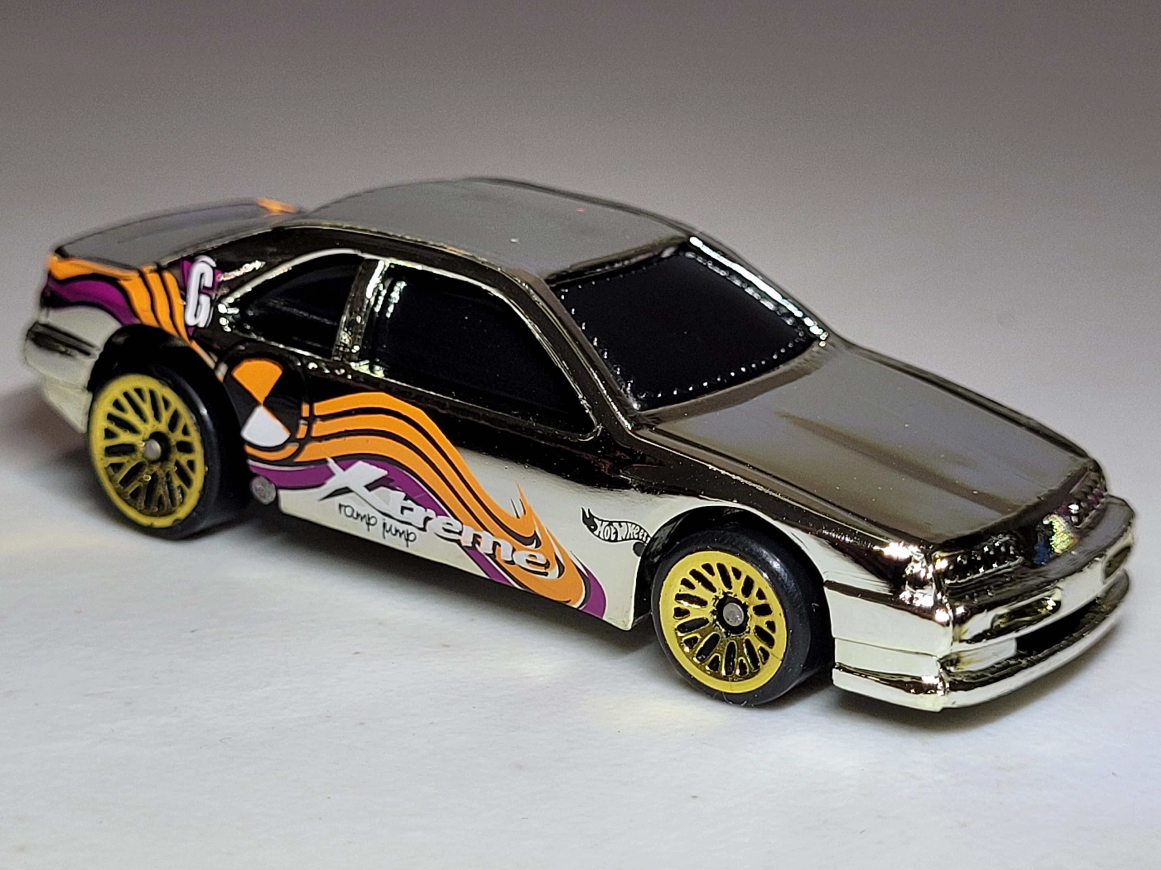 2000 T-Bird Stocker (1990) (Chrome)