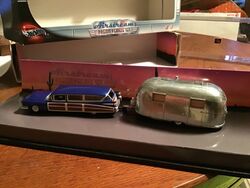 1:64 Hot Wheels Airstream Dream Vehicle Set - Sealed - 29216