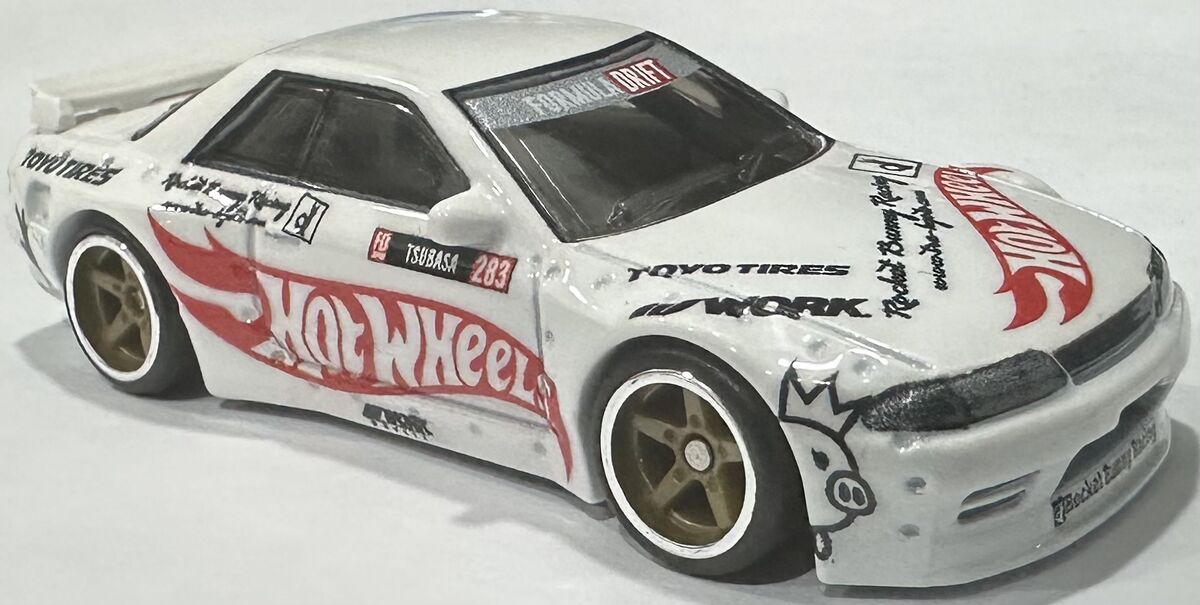 Hot Wheels Premium Chase New Modern Classics Skyline GT-R