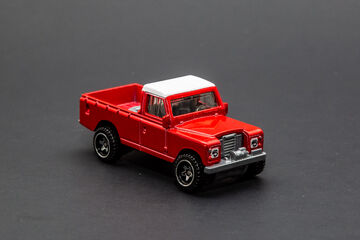 Hot wheels land rover pickup store