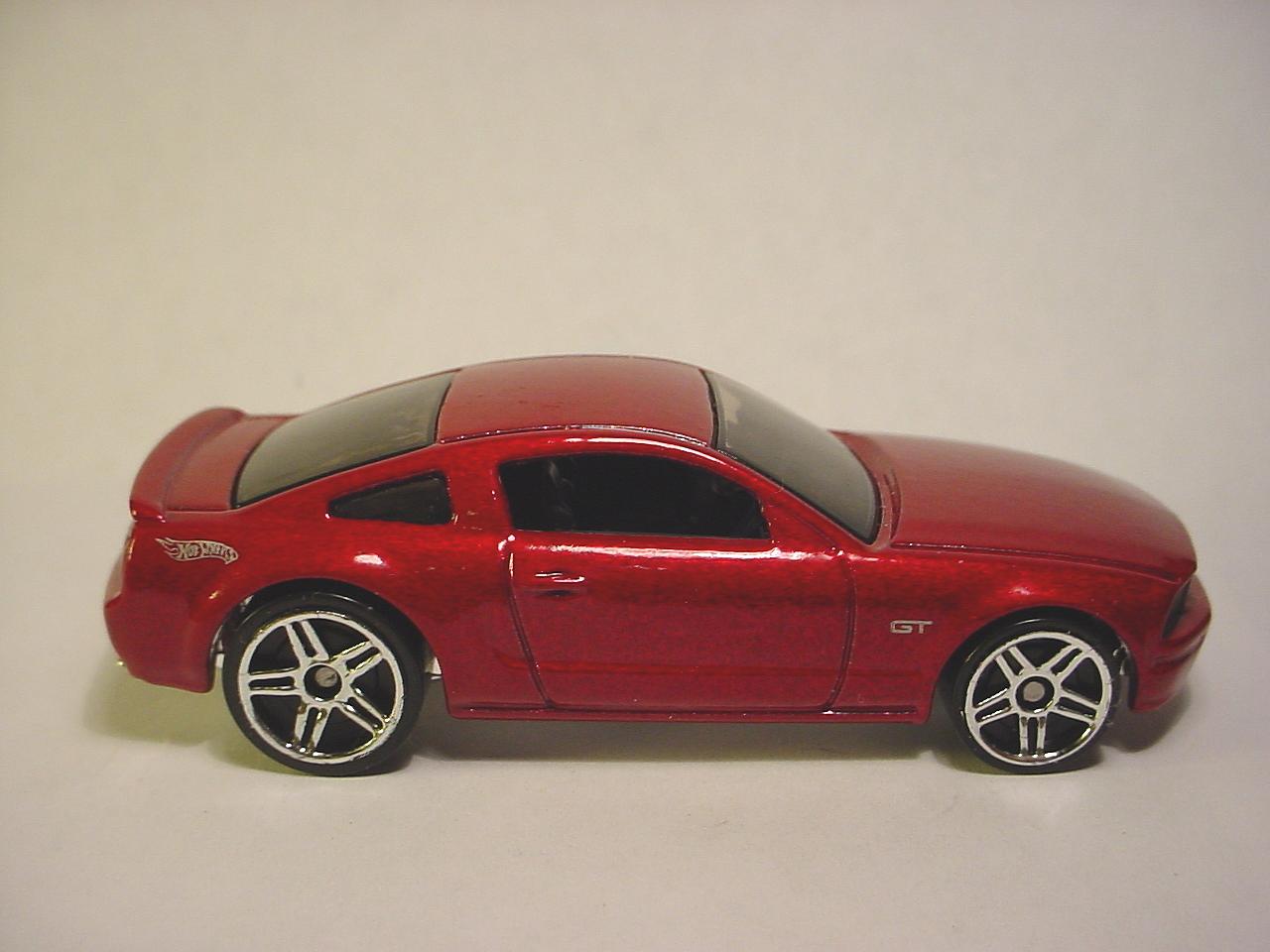 2005 Ford Mustang GT 06 | Hot Wheels Online Variation Guide Wiki | Fandom