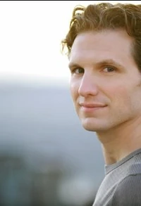 Sebastian Arcelus