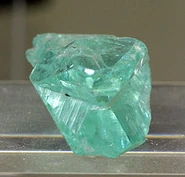 240px-Phosphophyllit mineralogisches museum bonn.jpg (12 KB) Rough phosphophyllite
