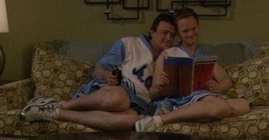 Marshall-and-barney-texting.jpg