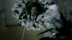 En el funeral de Annalise, vemos a quien parece ser , vivo después de todo...