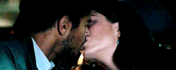 Waurel-kiss-212.gif
